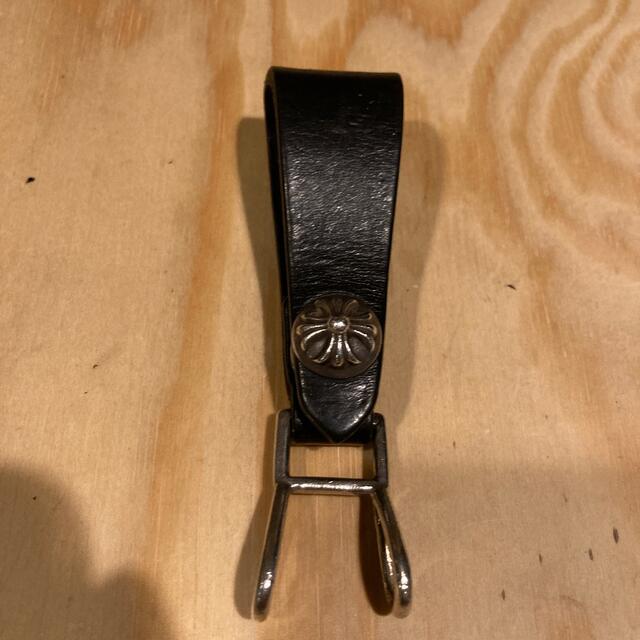 Chrome Hearts(クロムハーツ)の良品 クロムハーツ レザーベルトループ キーホルダー クロスボタン メンズのファッション小物(キーホルダー)の商品写真