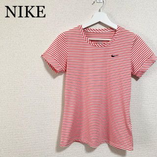 ナイキ(NIKE)の★未使用★NIKE Tシャツ レディースM トレーニングウェア 赤 白 ボーダー(Tシャツ(半袖/袖なし))