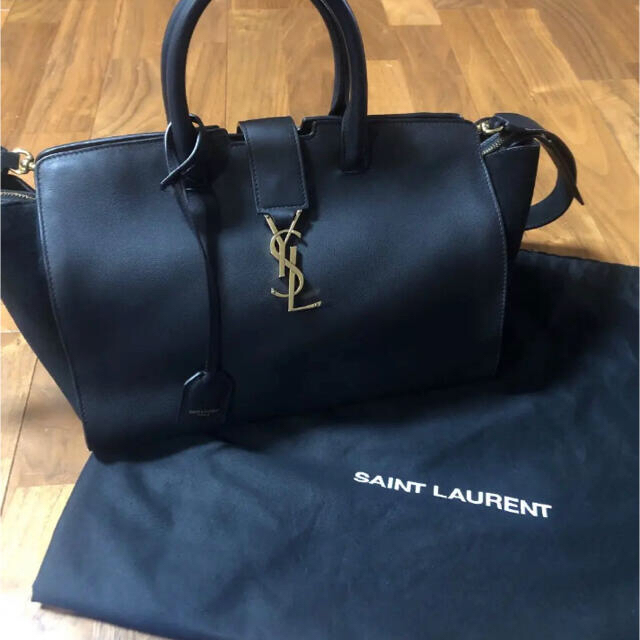 Saint Laurent(サンローラン)の【ma様専用】サンローラン　カバス レディースのバッグ(ショルダーバッグ)の商品写真