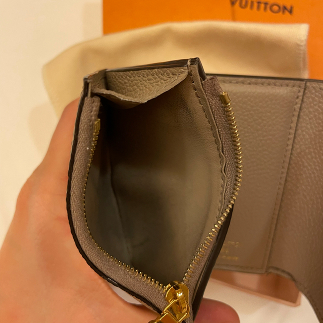 LOUIS VUITTON(ルイヴィトン)の⭐️最終値下げ⭐️ポルトフォイユ・ゾエ レディースのファッション小物(財布)の商品写真