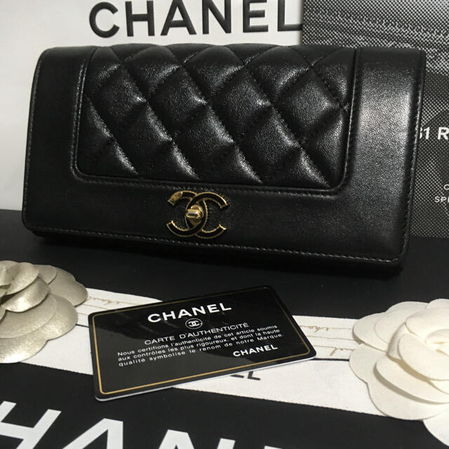 CHANEL(シャネル)のmiwa様専用♡超美品★ シャネル 新作 マドモアゼル 長財布 30番台 正規品 レディースのファッション小物(財布)の商品写真