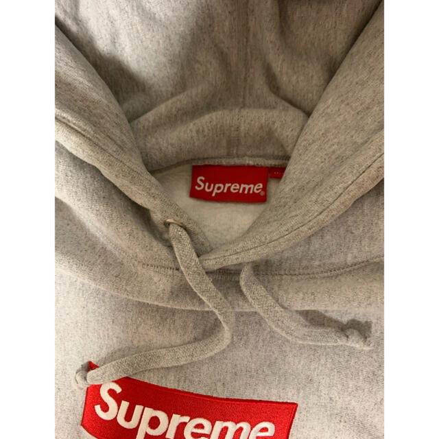 Supreme(シュプリーム)のSupreme box logo pullover パーカー　Mサイズ メンズのトップス(パーカー)の商品写真