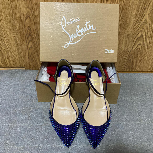 Christian Louboutin(クリスチャンルブタン)のクリスチャンルブタンフラットパンプス サイズ35.5『値下げしました！』 レディースの靴/シューズ(ハイヒール/パンプス)の商品写真