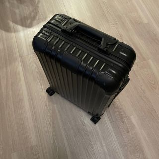 リモワ(RIMOWA)のRIMOWA 37L black(トラベルバッグ/スーツケース)