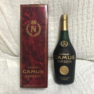 カミュ　CAMUS NAPOLEON LA GRANDE MARQUE 未開封品(ブランデー)