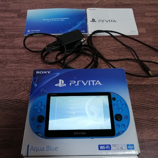 満点の PlayStation Vita - PSVITA 2000 本体 アクアブルー PCH-2000 携帯用ゲーム機本体