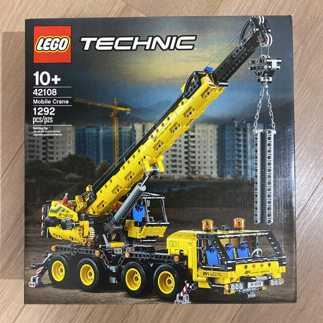 Lego(レゴ)の新品 未開封 LEGO レゴ テクニック TECHNIC 移動式クレーン車 キッズ/ベビー/マタニティのおもちゃ(積み木/ブロック)の商品写真