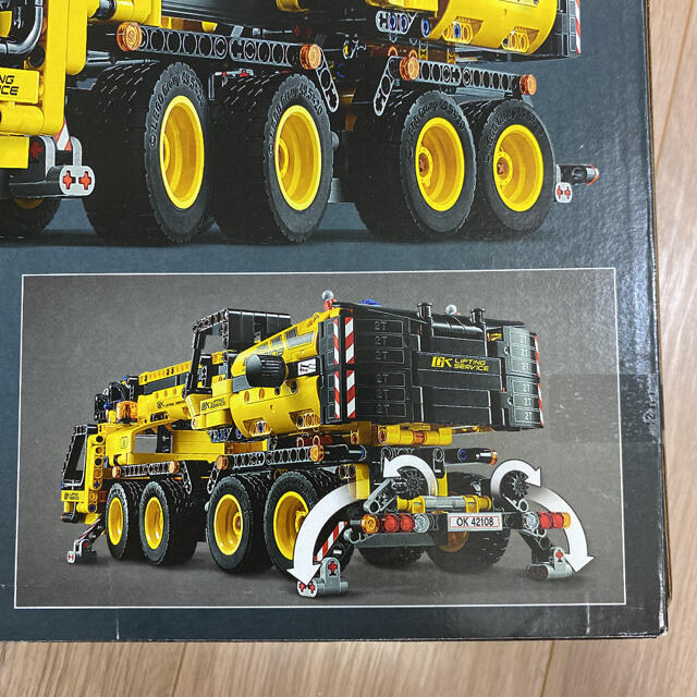 Lego(レゴ)の新品 未開封 LEGO レゴ テクニック TECHNIC 移動式クレーン車 キッズ/ベビー/マタニティのおもちゃ(積み木/ブロック)の商品写真