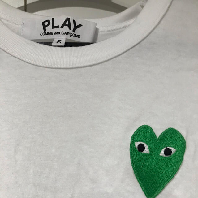 COMME des GARCONS(コムデギャルソン)のプレイコムデギャルソンTシャツ⭐️レア レディースのトップス(Tシャツ(半袖/袖なし))の商品写真