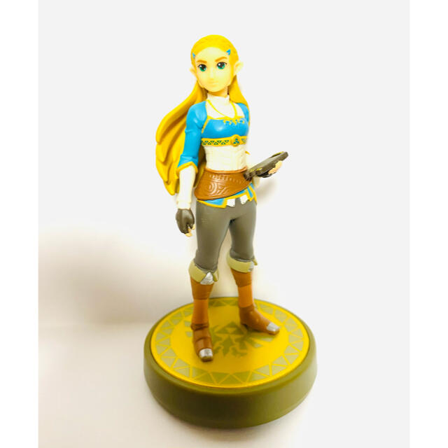 ゼルダ姫 amiibo アミーボ ゼルダの伝説 ブレスオブザワイルド | フリマアプリ ラクマ