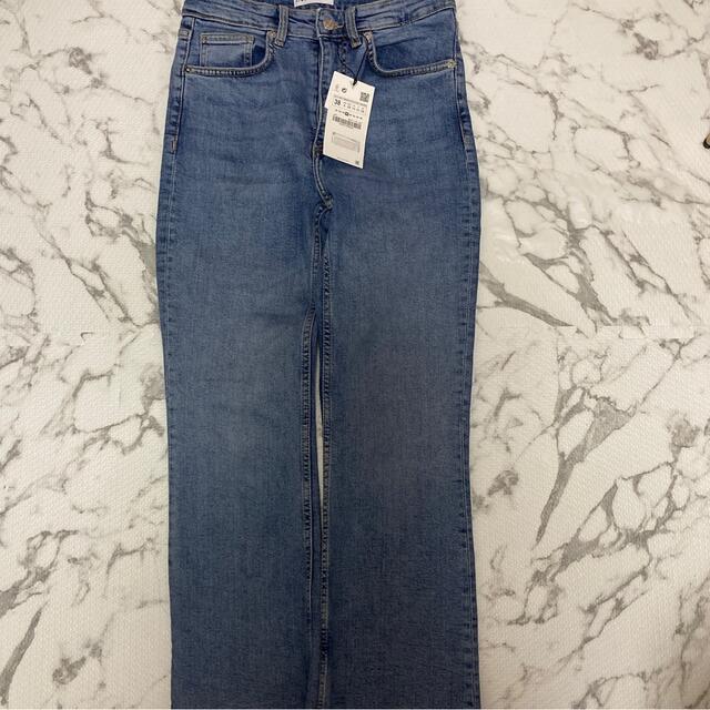 ZARA(ザラ)の★amuro様専用★ZARA デニム（CROP FLARE） レディースのパンツ(デニム/ジーンズ)の商品写真