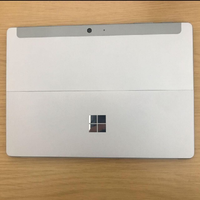 Microsoft(マイクロソフト)の【美品】Surface Go2　STV-00012 スマホ/家電/カメラのPC/タブレット(タブレット)の商品写真