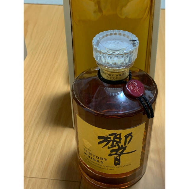 サントリー(サントリー)のサントリー SUNTORY 響 両面ゴールドラベル 750ml  国産ウイスキー 食品/飲料/酒の酒(ウイスキー)の商品写真