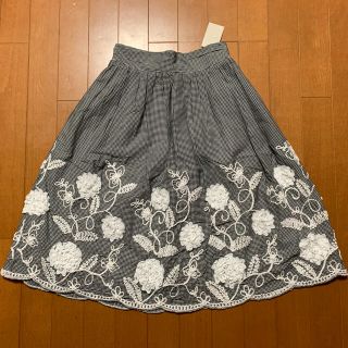 ロディスポット(LODISPOTTO)の新品☆ ロディスポットのお花モチーフ＆刺繍入りギンガムチェックスカート(ひざ丈スカート)