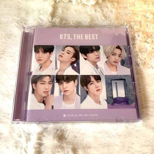 防弾少年団(BTS)(ボウダンショウネンダン)のBTS THE BEST アルバム　ユニバ限定盤 エンタメ/ホビーのCD(K-POP/アジア)の商品写真