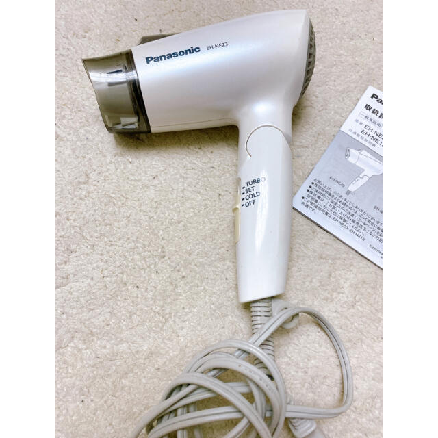 Panasonic(パナソニック)のPanasonic ヘアドライヤー　白 スマホ/家電/カメラの美容/健康(ドライヤー)の商品写真