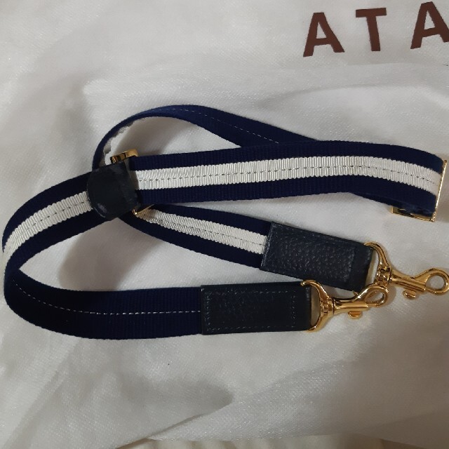 ATAO(アタオ)の専用ページ　専用ページ　アタオ　　エルヴィ　ホワイトデニム　ATAO  レディースのバッグ(ショルダーバッグ)の商品写真