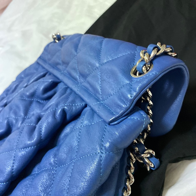 CHANEL(シャネル)のシャネル  ショルダー　チェーンアラウンド レディースのバッグ(ショルダーバッグ)の商品写真