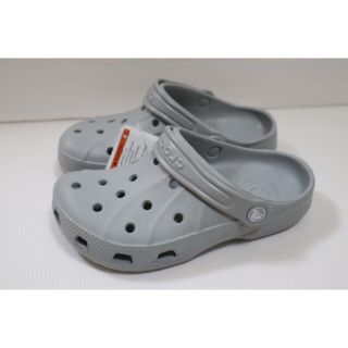 クロックス(crocs)の新品 21㎝ crocs クロックス　キッズサンダル　グレー　レイレングロッグ(サンダル)