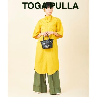 トーガ(TOGA)の【TOGA PULLAトーガプルラ】Broad dress/マスタードイエロー(ひざ丈ワンピース)