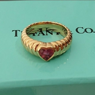 ティファニー(Tiffany & Co.)のTIFFANY リブドフレンドシップリング ピンクトルマリン(リング(指輪))