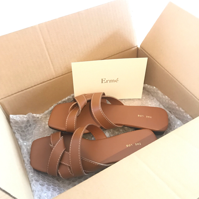 【erme】Ribbon stitch flat sandal