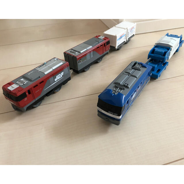 Takara Tomy(タカラトミー)のプラレール ⭐︎貨物列車　３点セット キッズ/ベビー/マタニティのおもちゃ(電車のおもちゃ/車)の商品写真