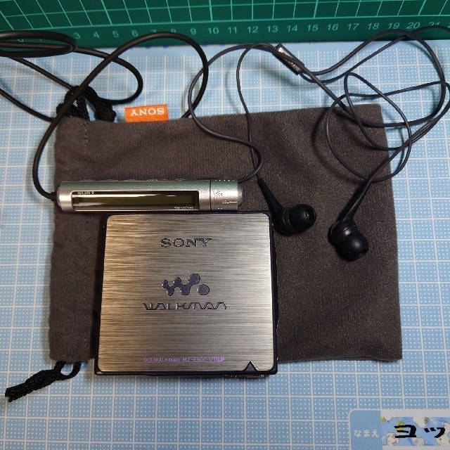 WALKMAN - SONY MDウォークマン MZ-E900 (ジャンク品)の通販 by