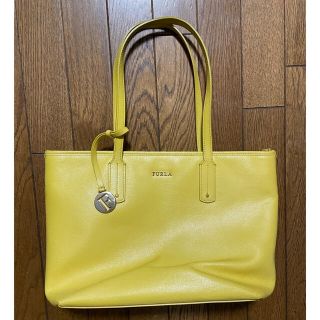 フルラ(Furla)の最終お値下げ　FURLA イエロートートバッグ(トートバッグ)