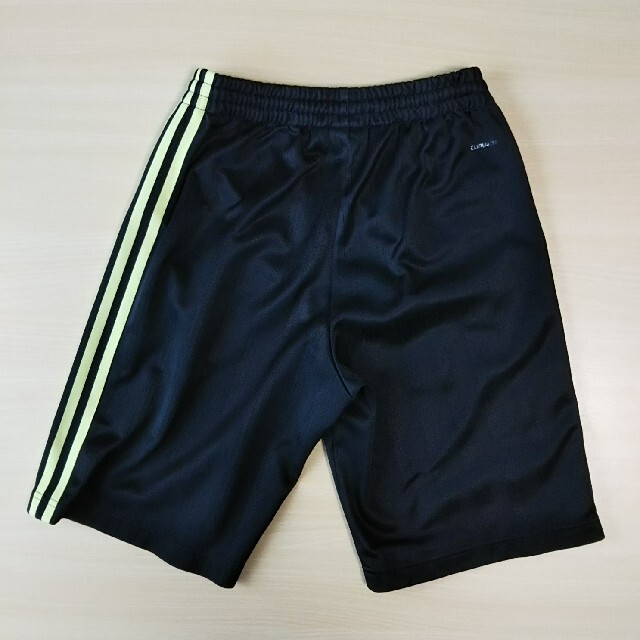 adidas(アディダス)の【140】adidas ハーフパンツ 短パン キッズ/ベビー/マタニティのキッズ服男の子用(90cm~)(パンツ/スパッツ)の商品写真