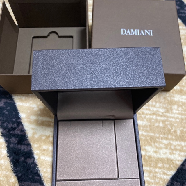 Damiani(ダミアーニ)のダミアーニ　空箱　DAMIANI レディースのアクセサリー(ネックレス)の商品写真