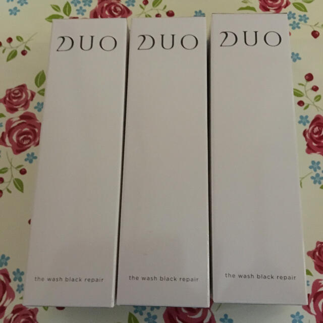 DUO ザ ウォッシュブラックリペア40g×3本 コスメ/美容のスキンケア/基礎化粧品(洗顔料)の商品写真