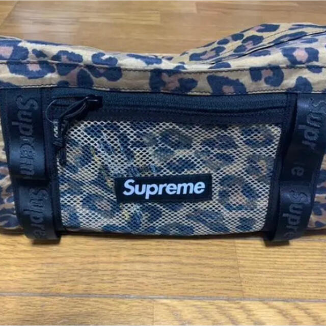 Supreme(シュプリーム)のシュプリーム  レオパードバック メンズのバッグ(ボストンバッグ)の商品写真