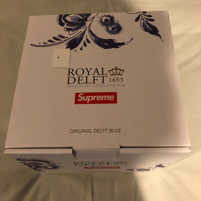 Supreme ・Royal Delft 190 Bowery Beer Mug