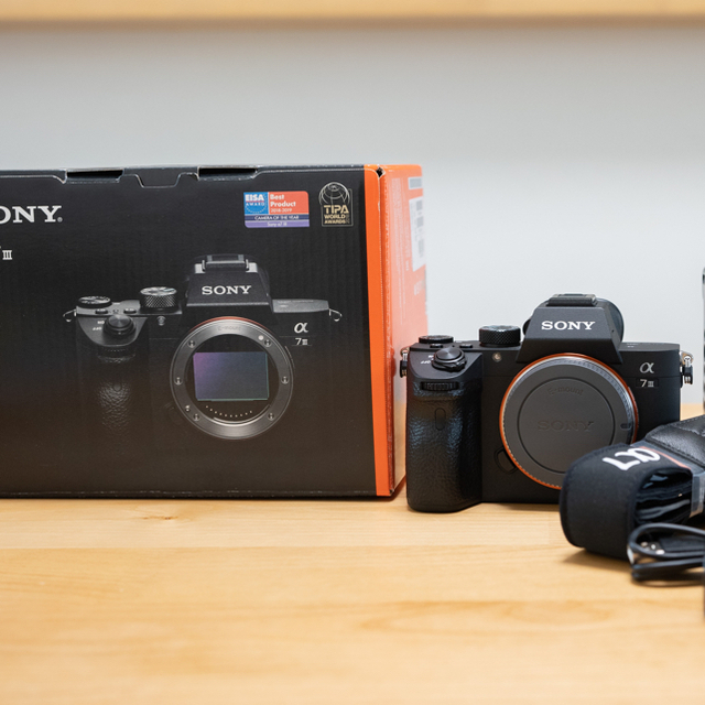 SONY(ソニー)の美品/保証1年有/Sony a7iii スマホ/家電/カメラのカメラ(ミラーレス一眼)の商品写真