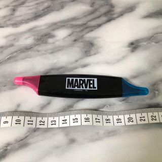 マーベル(MARVEL)のmarvel カラーマーカー　蛍光ペン　ピンク　ブルー(ペン/マーカー)