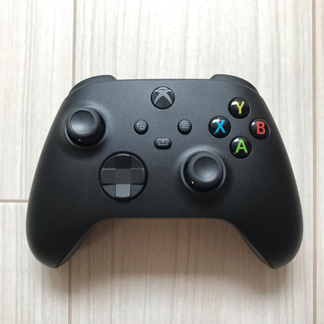 Microsoft(マイクロソフト)のXbox Series X|S ワイヤレス コントローラー カーボン ブラック エンタメ/ホビーのゲームソフト/ゲーム機本体(その他)の商品写真