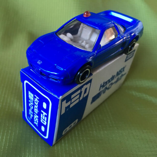 TOMMY(トミー)のトミカ 非売品17 TAKARA TOMY■Honda NSX覆面パトロールカー エンタメ/ホビーのおもちゃ/ぬいぐるみ(ミニカー)の商品写真