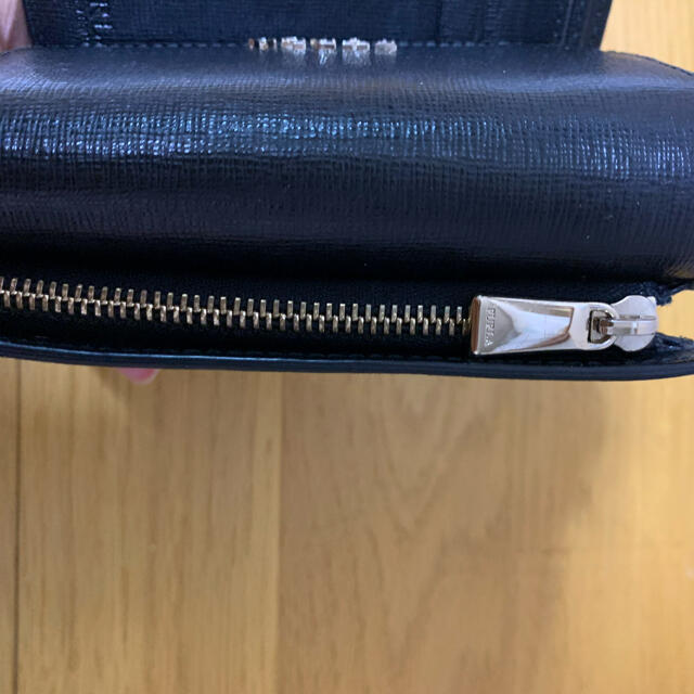 Furla(フルラ)の箱付き　フルラ　財布　ブラック レディースのファッション小物(財布)の商品写真