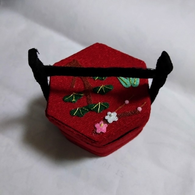 布で作ったおせち chateauduroi.co