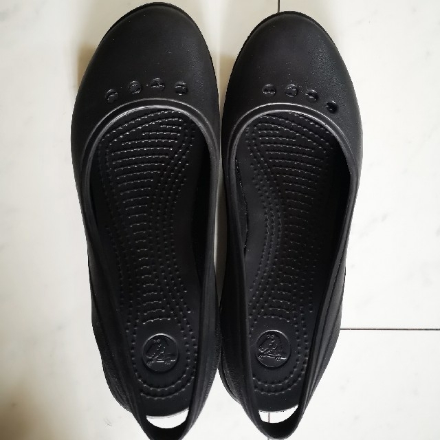 crocs(クロックス)のクロックストーン　スカイラーフラット レディースの靴/シューズ(サンダル)の商品写真