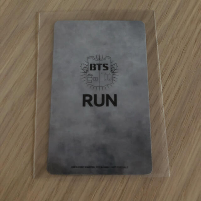 防弾少年団(BTS)(ボウダンショウネンダン)のBTS 防弾少年団 RUN トレカ SUGA シュガ エンタメ/ホビーのCD(K-POP/アジア)の商品写真