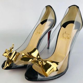 クリスチャンルブタン(Christian Louboutin)の美品★クリスチャンルブタン・レザー リボンビジュー付 クリアパンプス（35）(ハイヒール/パンプス)