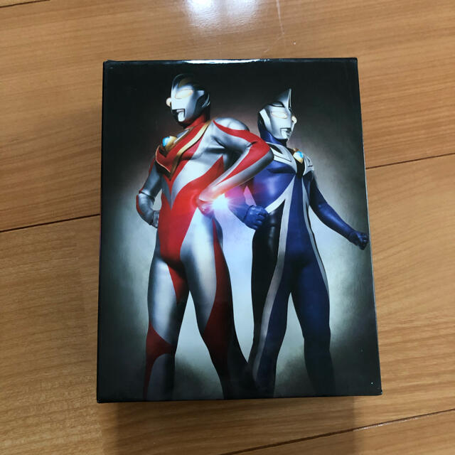 BANDAI(バンダイ)のウルトラマンガイア Complete Blu-ray BOX エンタメ/ホビーのDVD/ブルーレイ(特撮)の商品写真