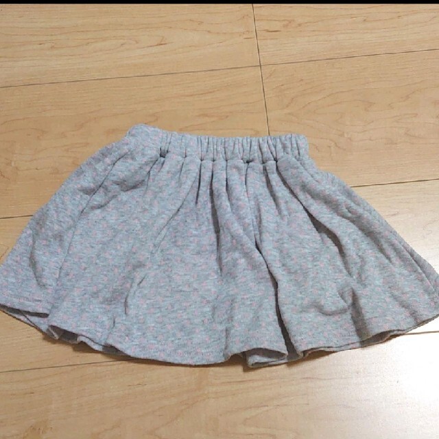 GrandGround(グラグラ)のUSED　ストーリーズ　ラヴラビ　スカート　90 キッズ/ベビー/マタニティのキッズ服女の子用(90cm~)(スカート)の商品写真