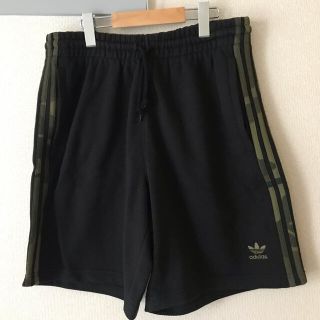 アディダス(adidas)のadidas アディダス スウェット ハーフパンツ 黒 三本ライン 迷彩 XO(ショートパンツ)