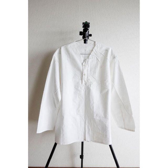 COMOLI - デッド ロシア軍 スリーピングシャツ ホワイト 夏用 ソビエト ... デッド ロシア軍 スリーピングシャツ ホワイト 夏用 ソビエトM47 M52