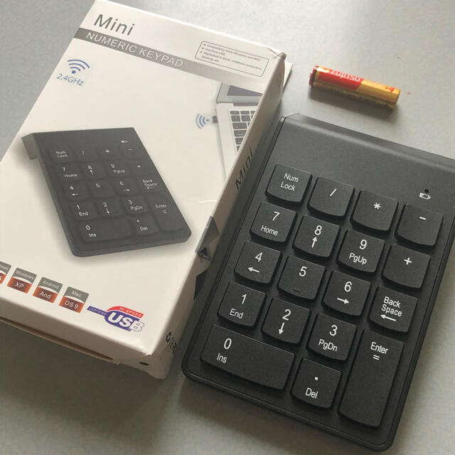 ワイヤレステンキー/NUMERIC KEYPAD スマホ/家電/カメラのPC/タブレット(PC周辺機器)の商品写真