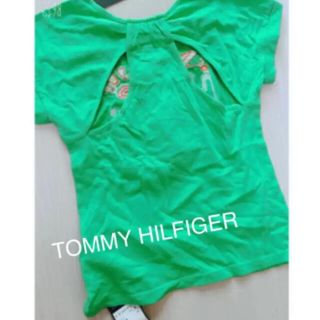 トミーヒルフィガー(TOMMY HILFIGER)のTOMMY HILFIGER♡kidsグリーン背中あきTシャツ 110 新品(Tシャツ/カットソー)