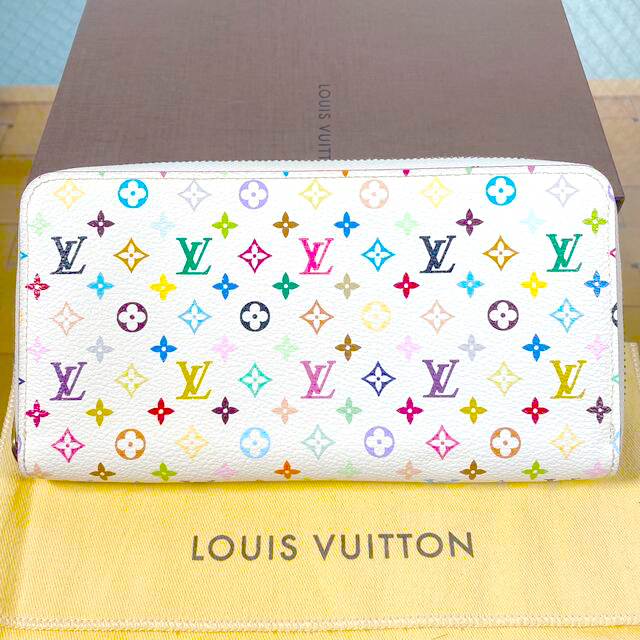 LOUIS VUITTON ルイヴィトン　財布　ホワイト